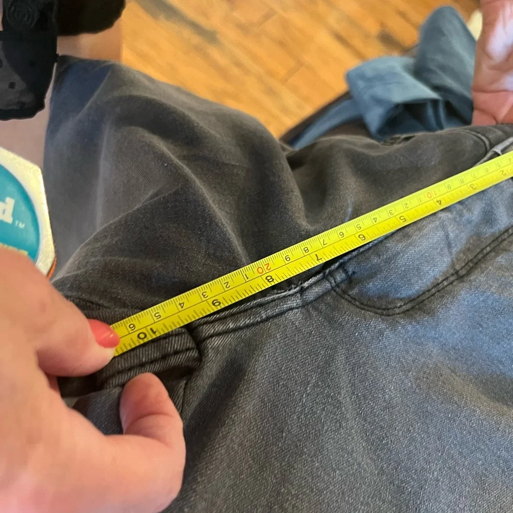 Venus high rise jeans with ribbon details